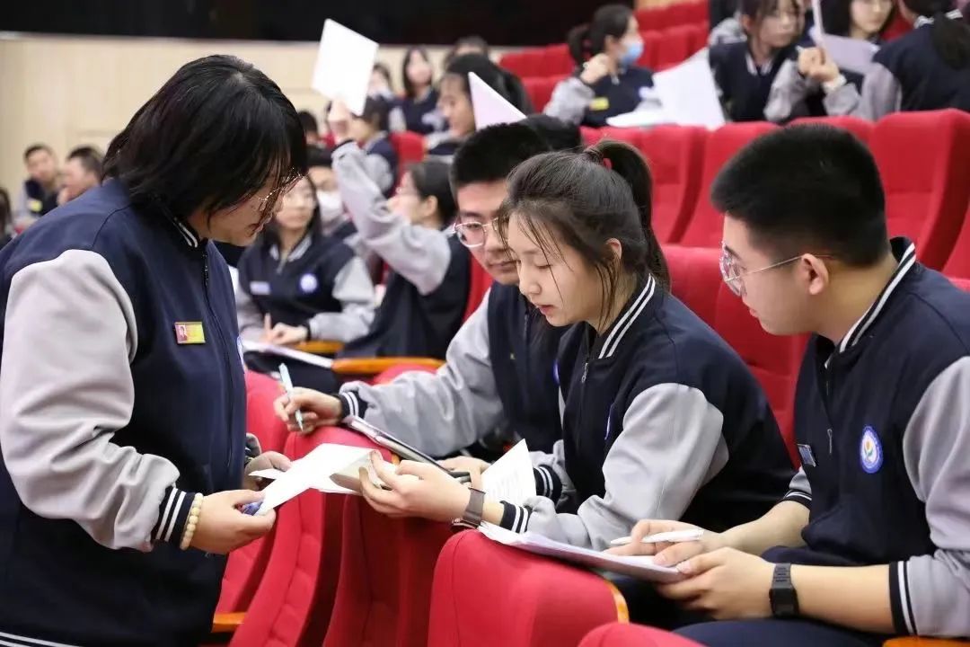 通辽市第二中学