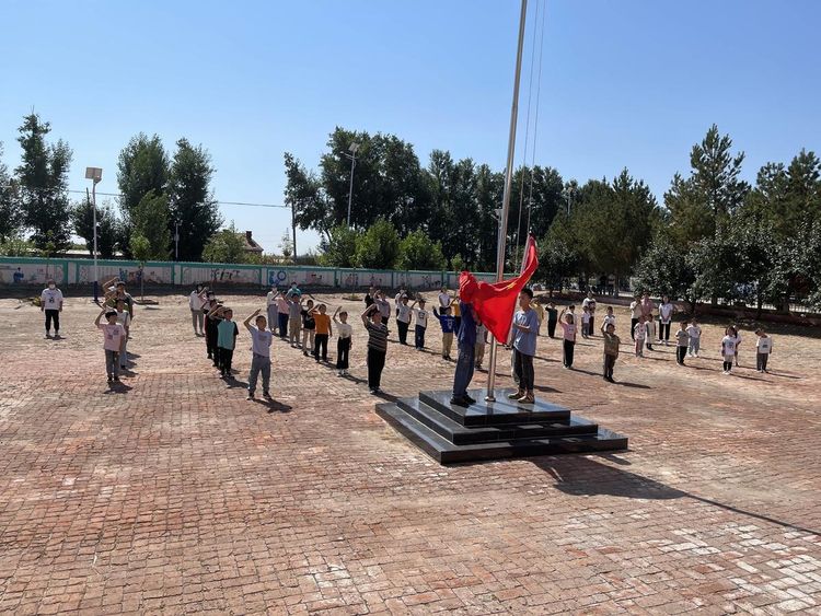 他拉杆水库学校