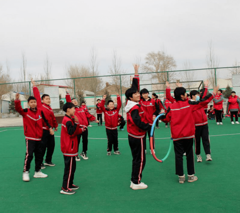 开发区辽河中学